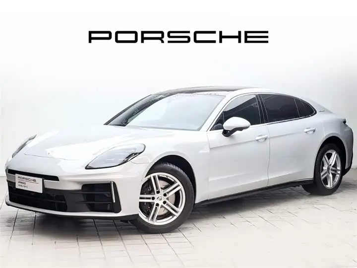 Porsche Panamera 2026, арт. CN-3714856 — фото 1