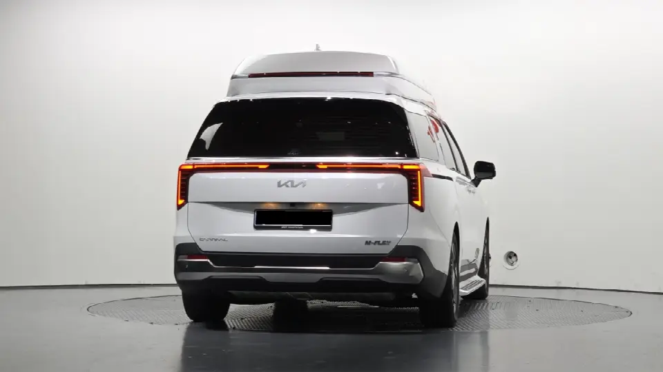 Kia Carnival 2023, арт. KR-3715277 — фото 1