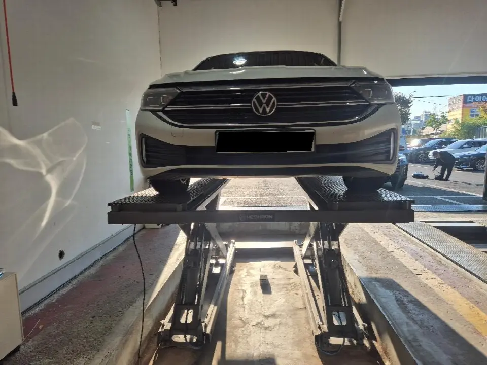 Volkswagen Jetta 2019, арт. KR-3715828 — фото 1