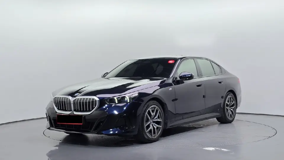 BMW 5 Series 2023, арт. KR-3715831 — фото 1