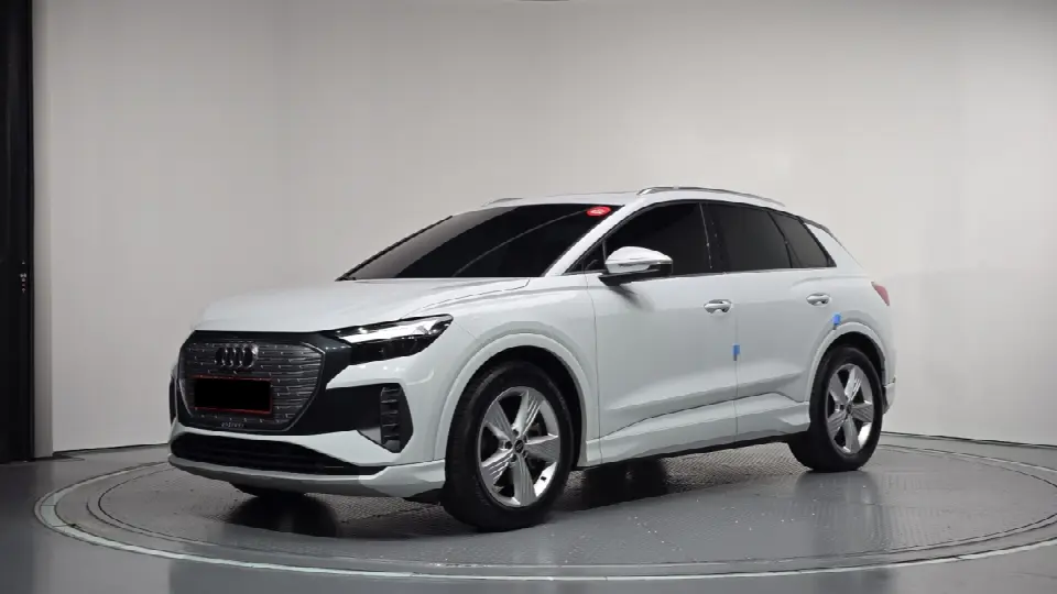 Audi Q4 e-tron 2022, арт. KR-3715869 — фото 1