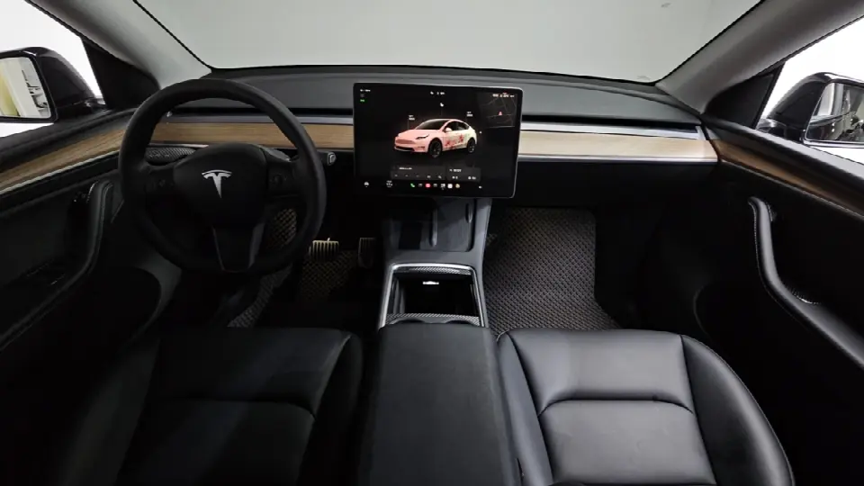 Tesla Model Y 2020, арт. KR-3715995 — фото 1