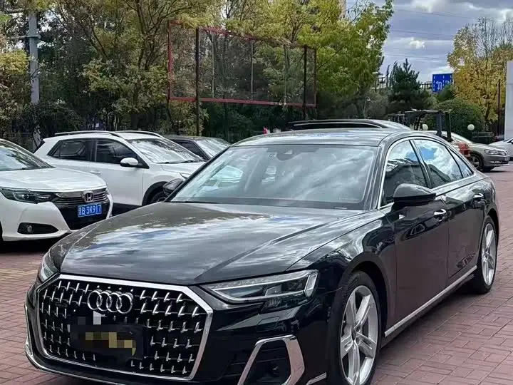 Audi A8 2023, арт. CN-3722733 — фото 1