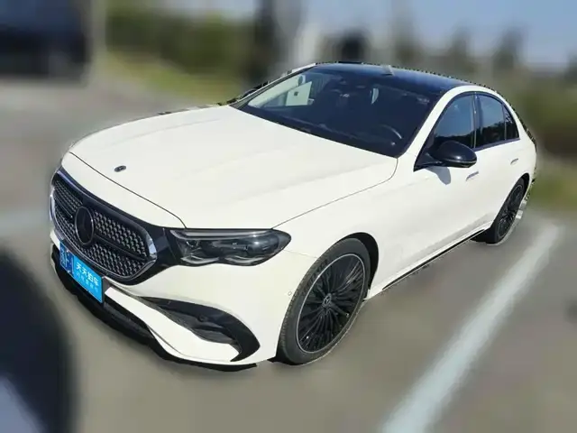 Mercedes-Benz E-Class 2024, арт. CN-3723704 — фото 1