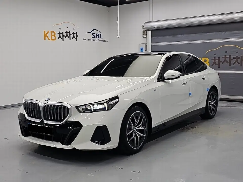 BMW 5 Series 2023, арт. KR-3729708 — фото 1