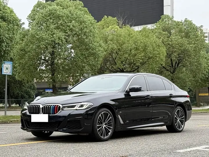 BMW 5 Series 2022, арт. CN-3756337 — фото 1