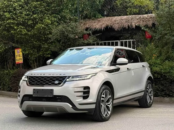 Land Rover Range Rover Evoque L 2023, арт. CN-3758366 — фото 1