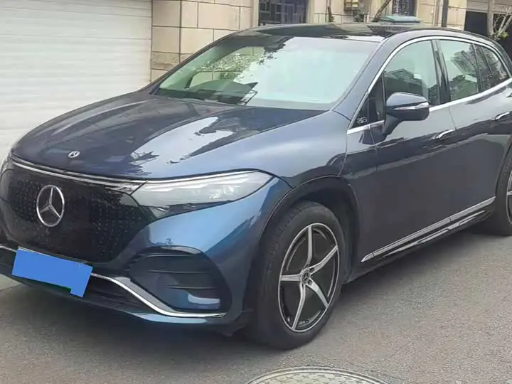 Mercedes-Benz EQS SUV 2023, фото из объявления
