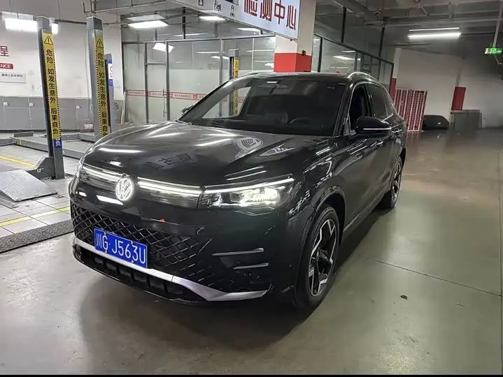 Volkswagen Tiguan L Pro 2026, арт. CN-3760264 — фото 1