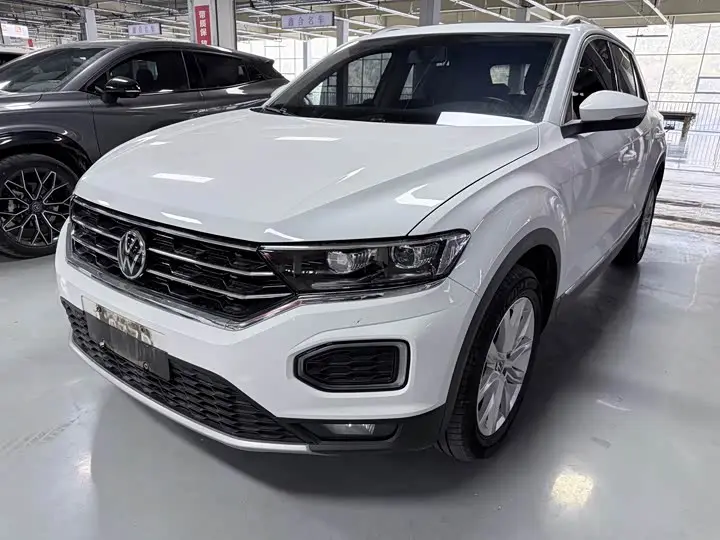 Volkswagen T-Roc 2021, арт. CN-3766938 — фото 1