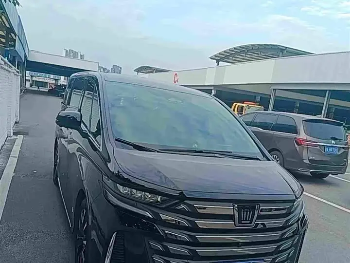 Toyota Vellfire 2024, арт. CN-3774561 — фото 1