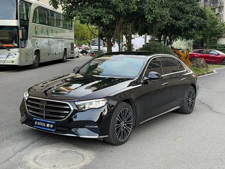 Mercedes-Benz E-Class 2025, арт. CN-3777411 — фото 1