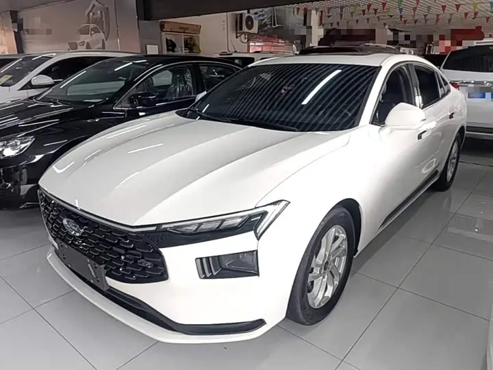 Ford Mondeo 2025, арт. CN-3797805 — фото 1