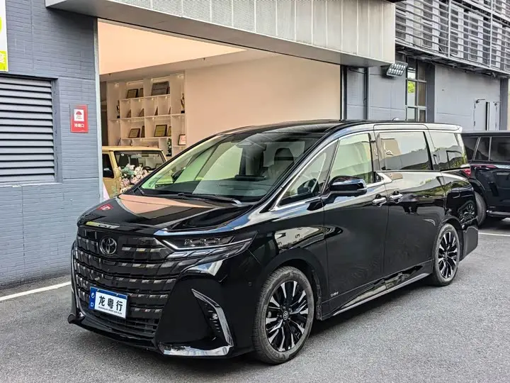 Toyota Alphard 2024, арт. CN-3800082 — фото 1