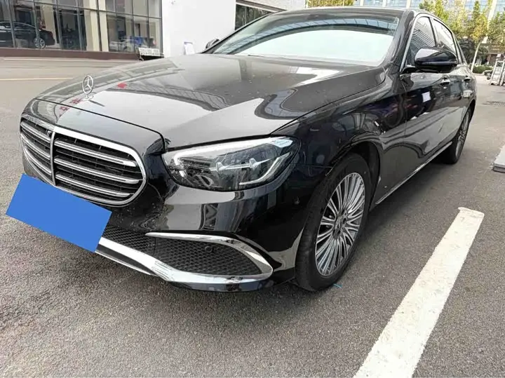 Mercedes-Benz E-Class 2023, арт. CN-3848471 — фото 1
