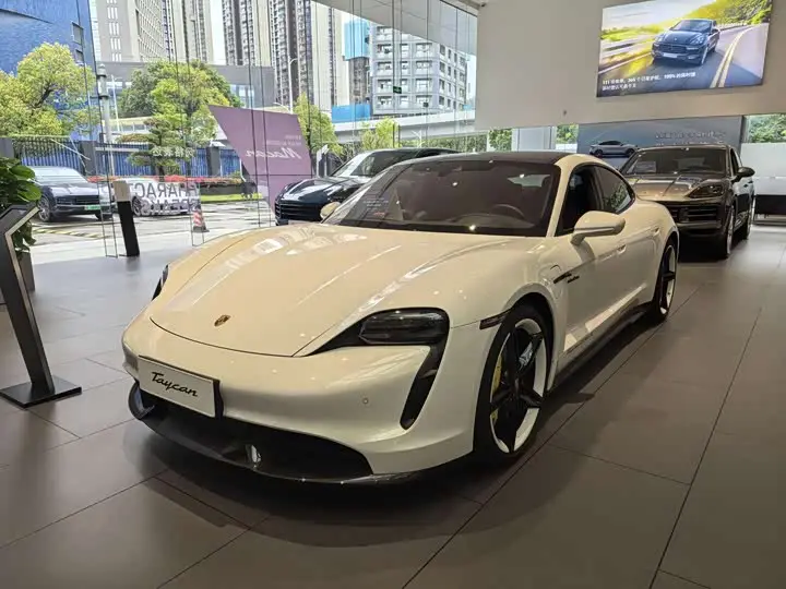 Porsche Taycan 2022, арт. CN-401368 — фото 1