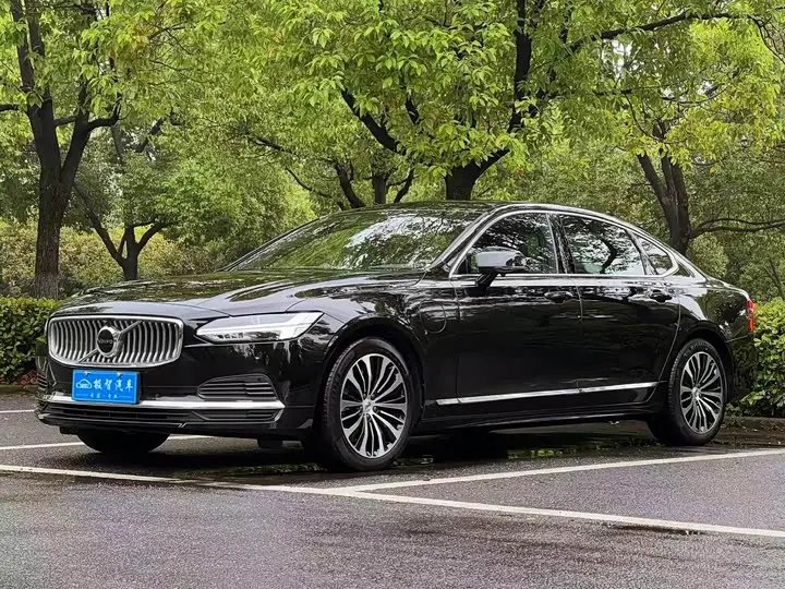 Volvo S90 Hybrid 2024, арт. CN-845189 — фото 1